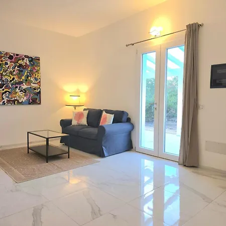 Tenuta Feraxi - Private Paradise Hotel San Priamo