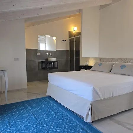 Hotel Tenuta Feraxi - Private Paradise *