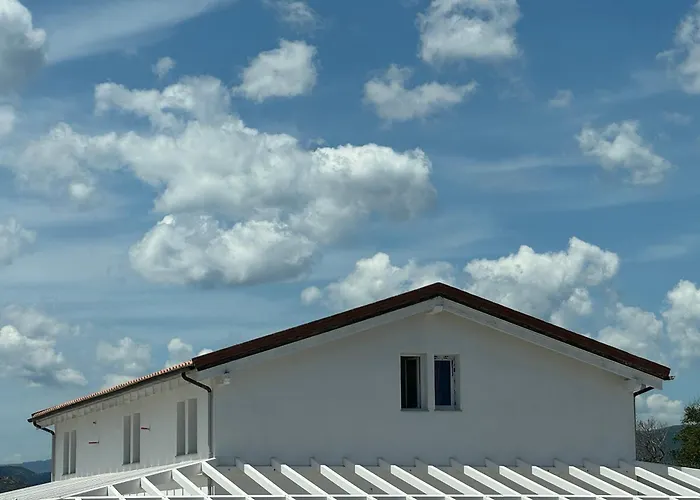 Tenuta Feraxi - Private Paradise Hotel