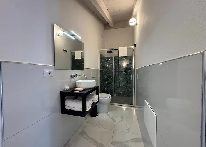 Hotel Tenuta Feraxi - Private Paradise *