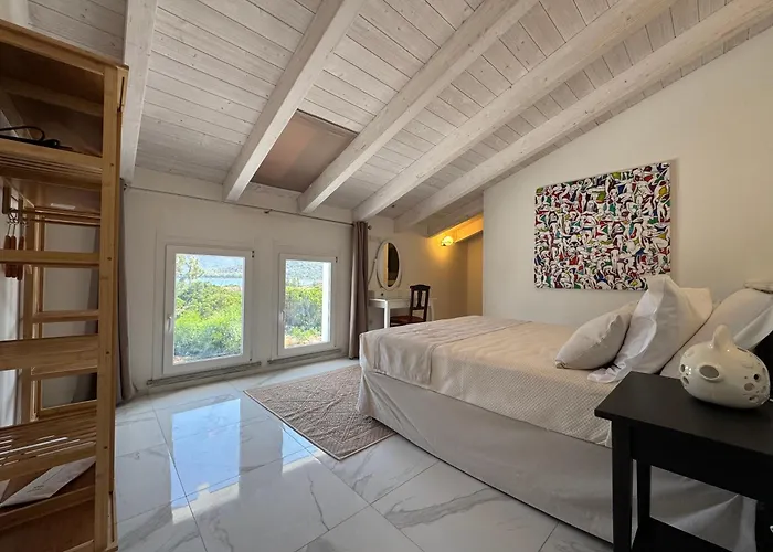 Tenuta Feraxi - Private Paradise Hotel San Priamo